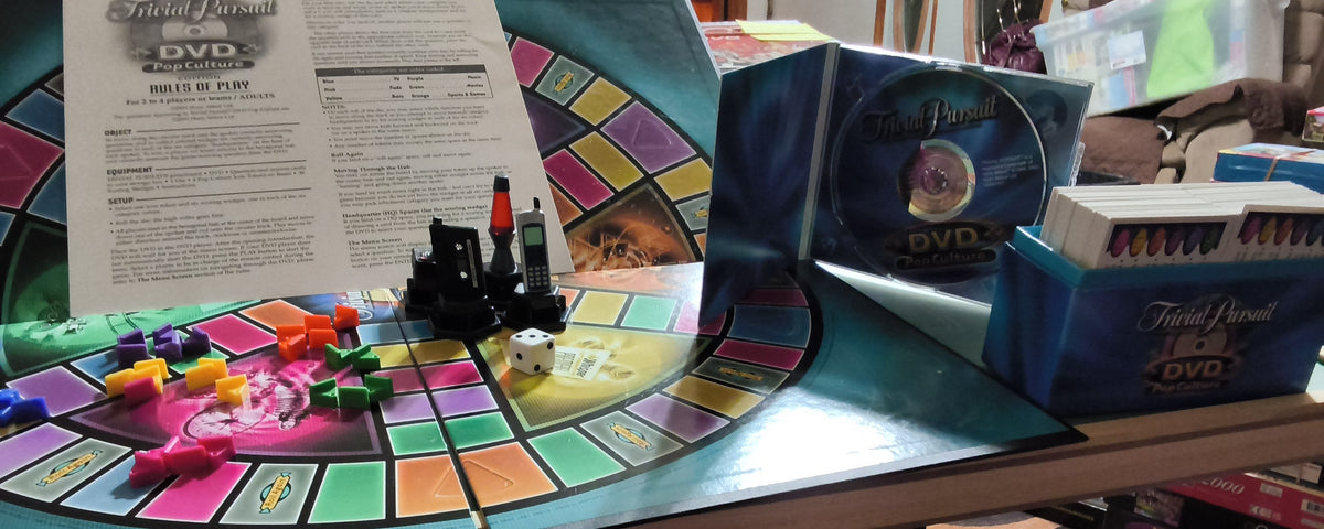 Trivial Pursuit DVD Pop Culture Board Game (2003) – Complete