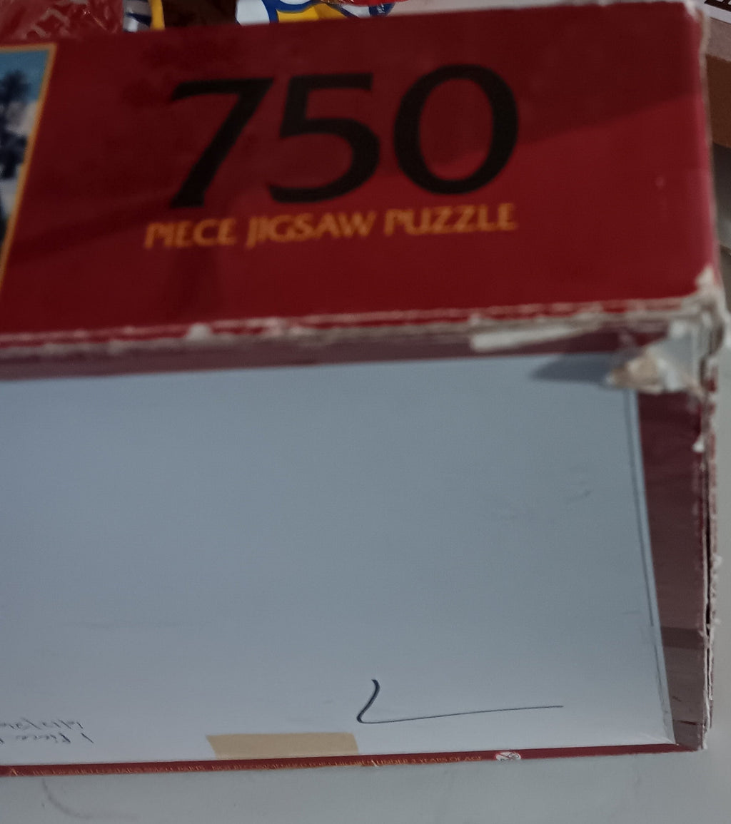 A 750-piece jigsaw puzzle box Pursuits of the Past