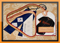 Dooney & Bourke MLB ORIOLES Set (Luggage Tag, Credit Card Keeper, Key Fob)